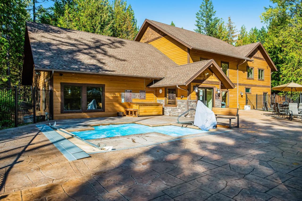 Ferienwohnung Wooded Dreams Whitefish Exterior foto